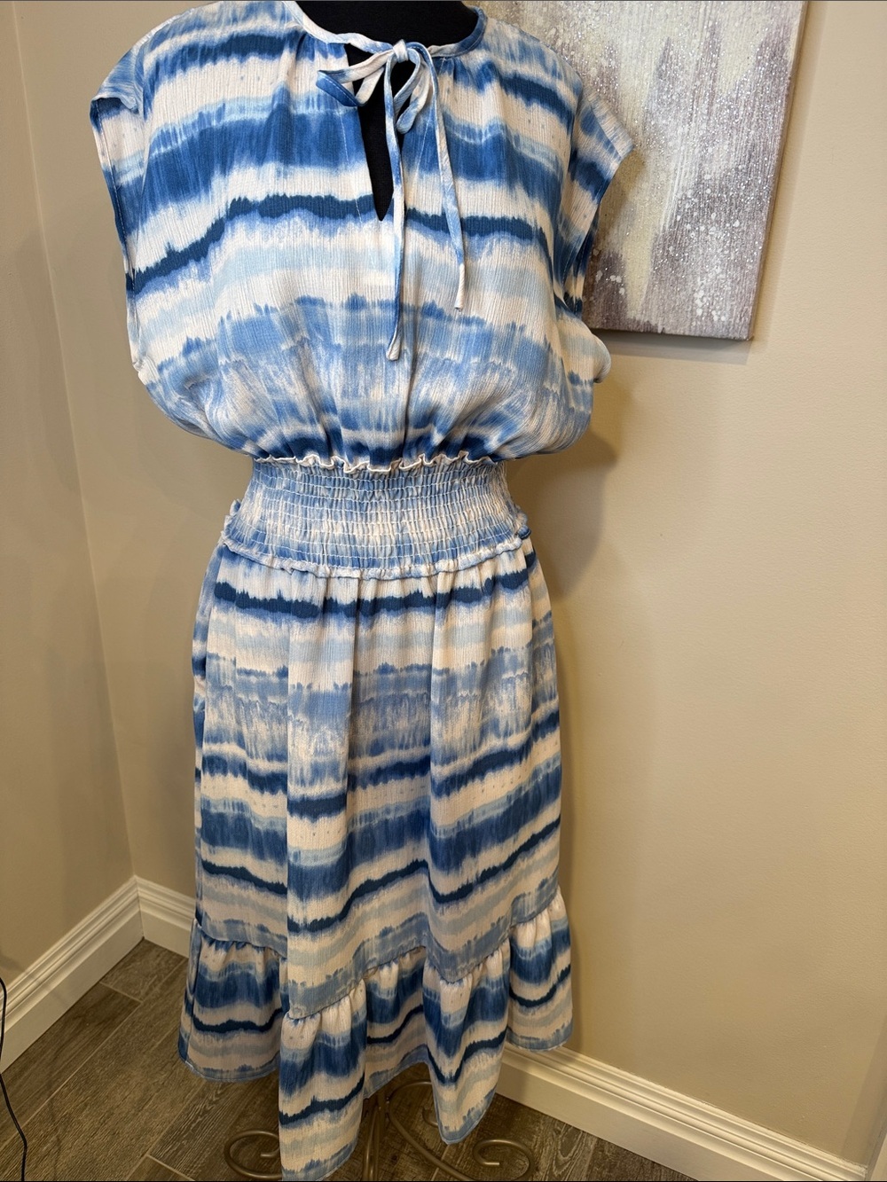 Blue and White Tie-Dye Midi Dress size Large